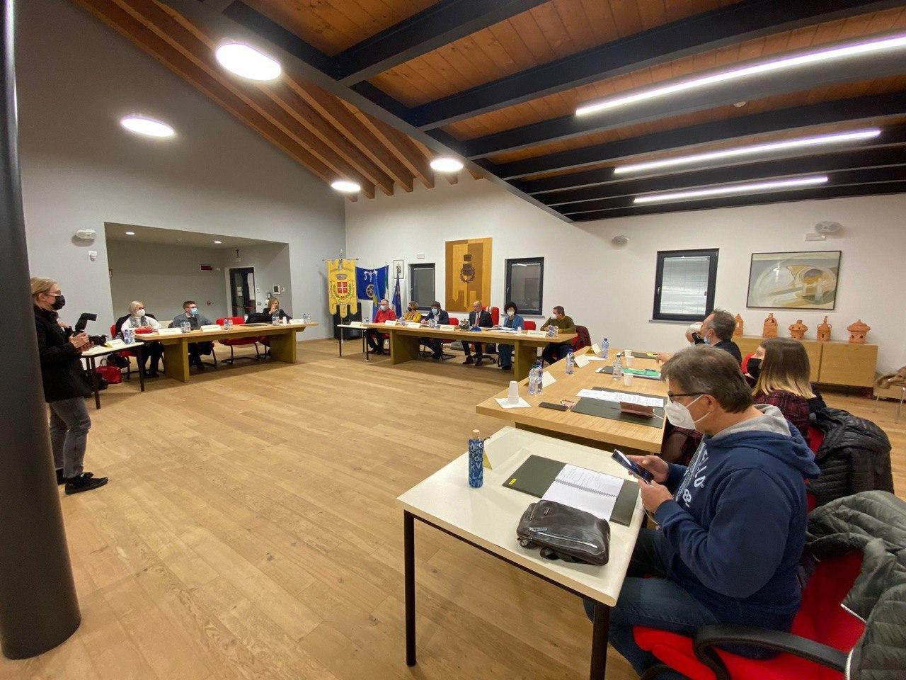 Immagine per Bignolin presenta la giunta, subito scintille in Aula a San Pier d'Isonzo